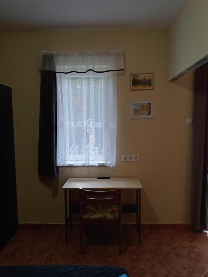 All-Inn Eger Luaran gambar