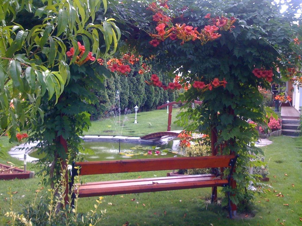All-Inn Eger Luaran gambar