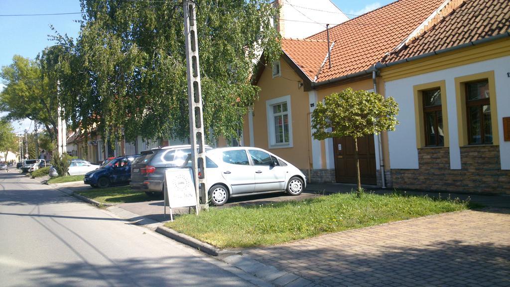All-Inn Eger Luaran gambar